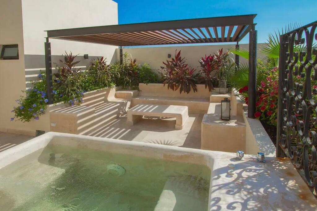 Chic Rooftop Ph, Private Pool, 1mi From The Apartamento *