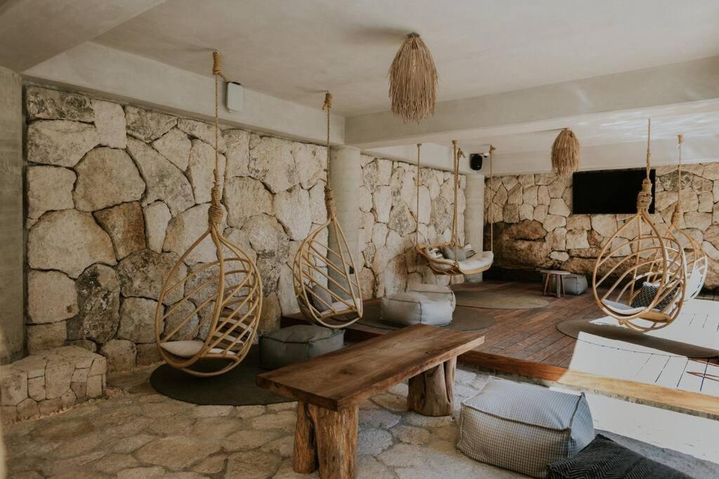 Cenote + Swim-up + Luxury