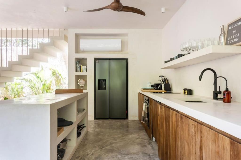 Villa Casa Areca, Awarded Architectural Located In A Secured Gated Community, With Concierge Services *