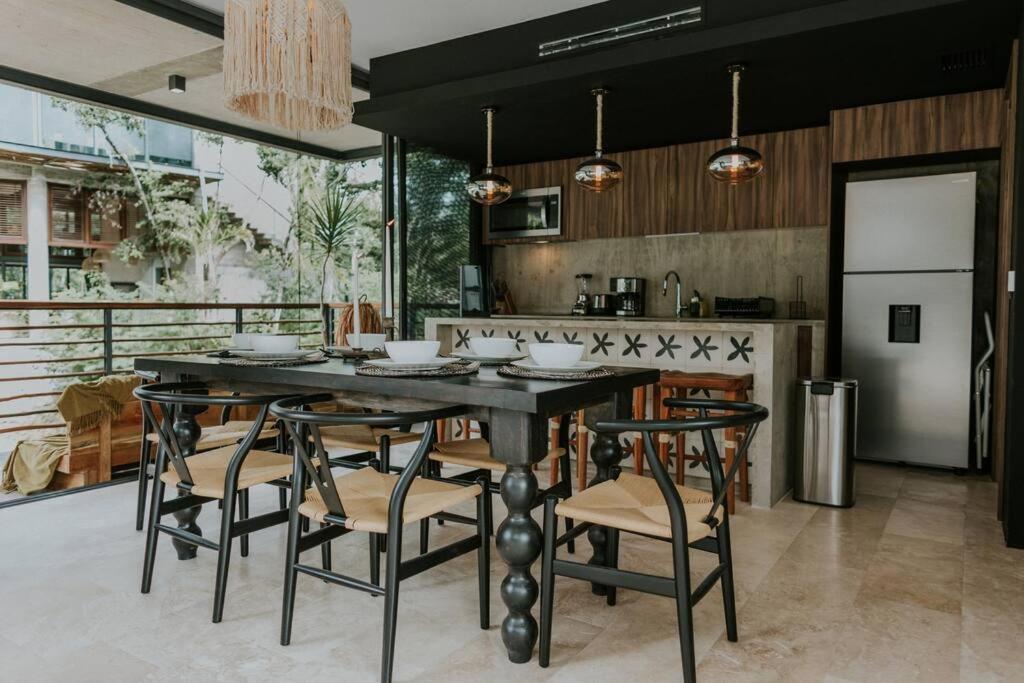 Cenote + Swim-up + Luxury Tulum