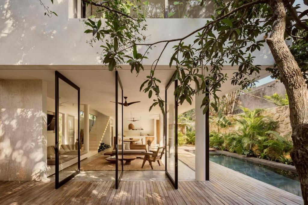Villa Casa Areca, Awarded Architectural Located In A Secured Gated Community, With Concierge Services Tulum