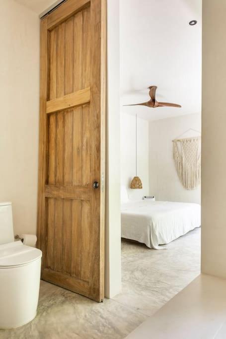 Casa Areca, Awarded Architectural Located In A Secured Gated Community, With Concierge Services Tulum