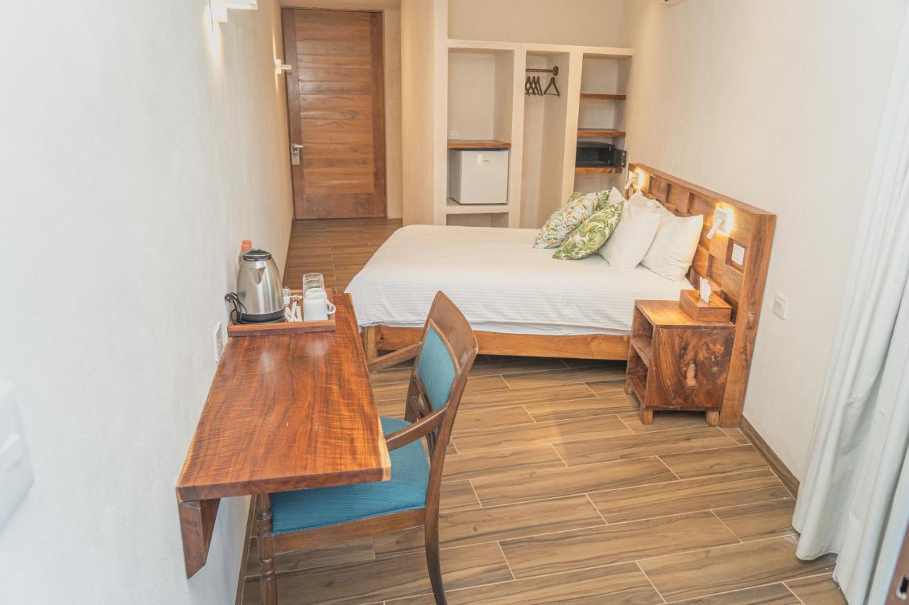 Arrecifes Hotel 4*