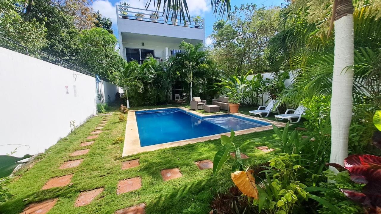 Casa Mtl *