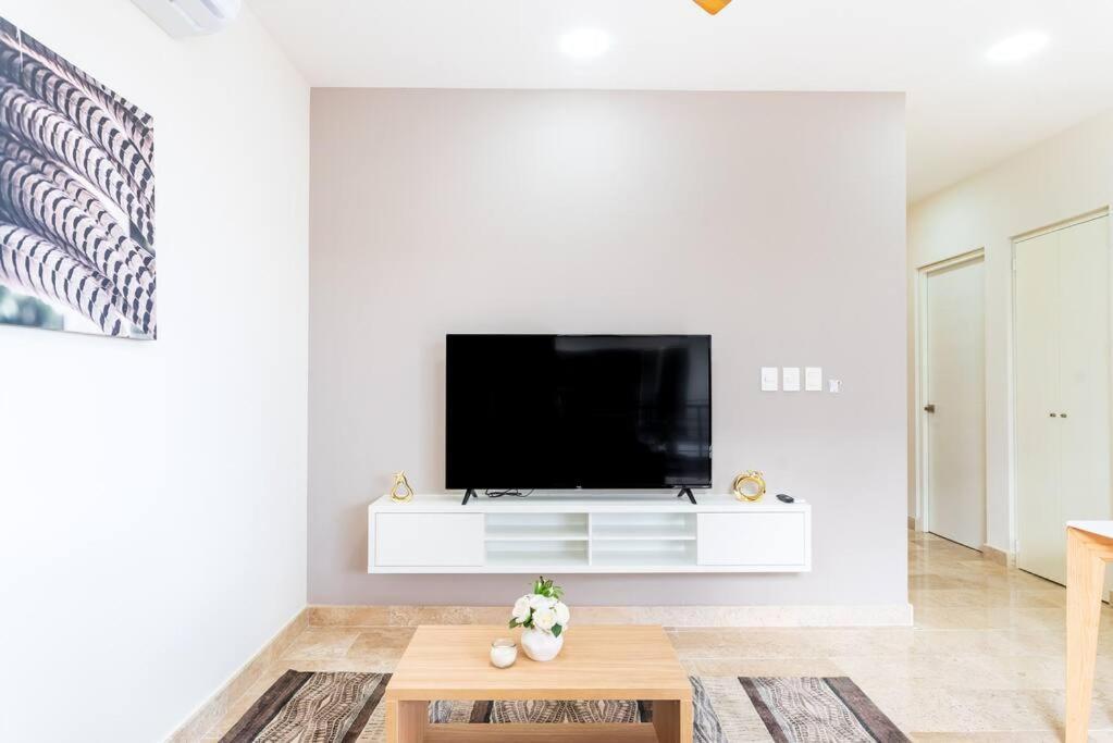 Apartment Brava Towers 408 By Sandy Powerful *