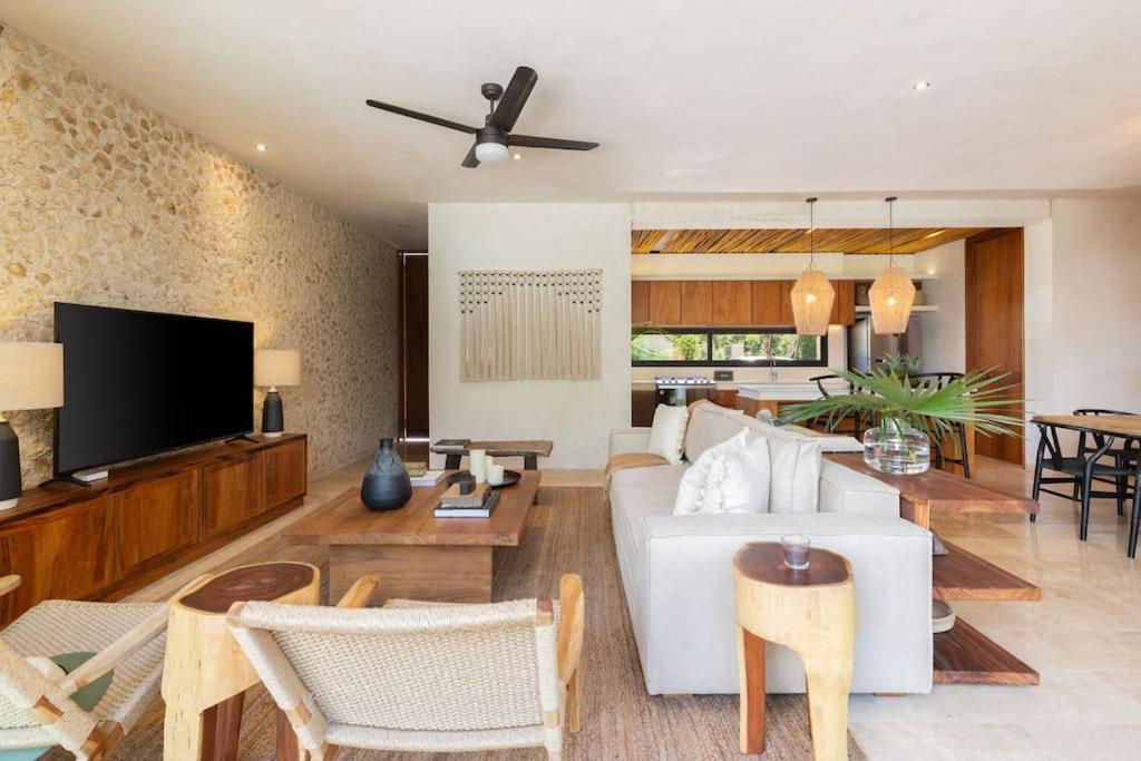 La Privada Villa, Aldea Zama, Villa