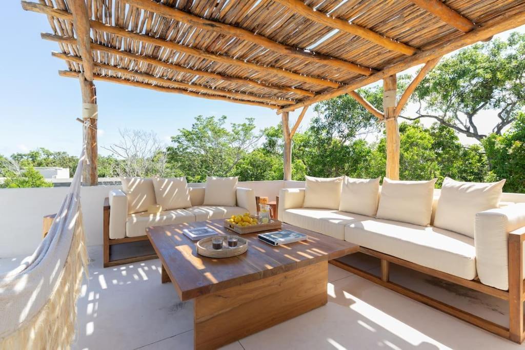 La Privada Villa, Aldea Zama, *