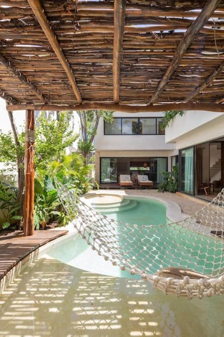 La Privada Villa, Aldea Zama, Villa *
