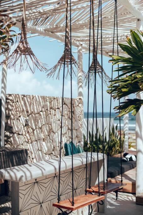 Villa Beachfront I'ik *