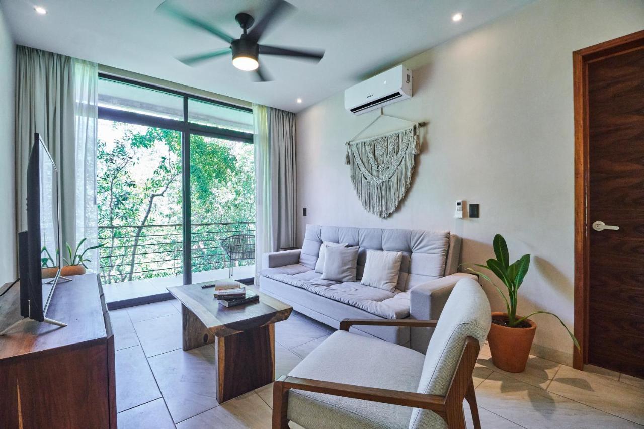 Skyview Penthouse 7 *