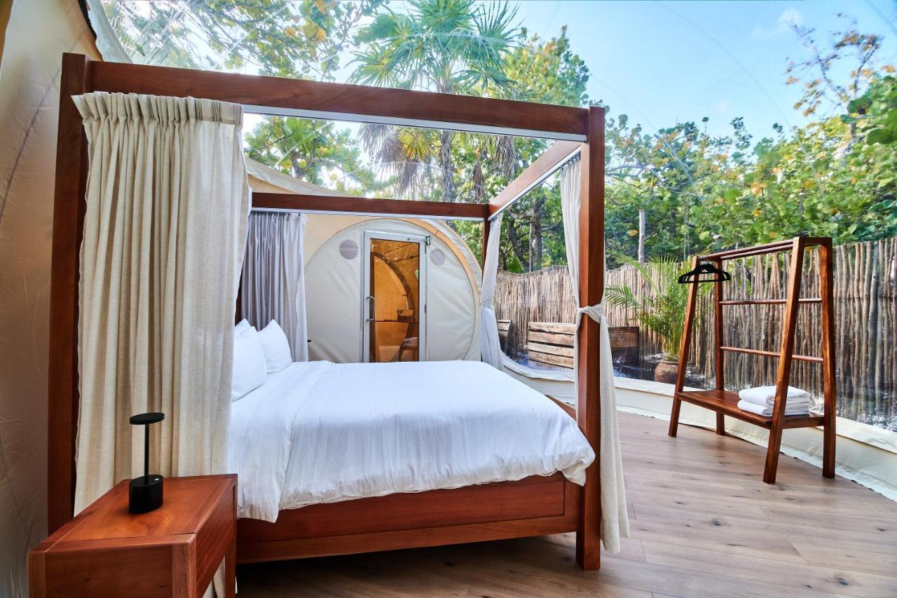 Astral Campo de lujo Tulum