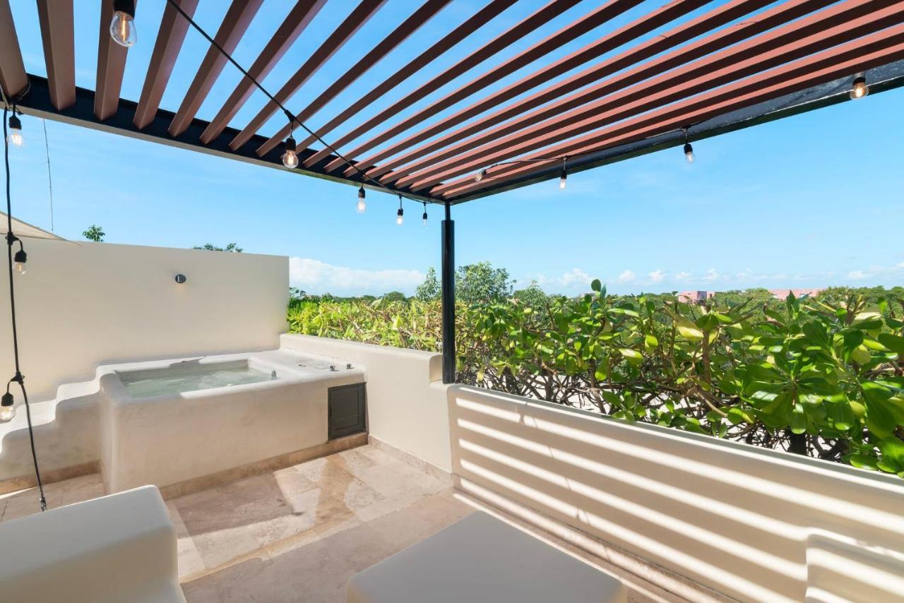 Hideaway With Penthouse Pool And Jungle Apartamento