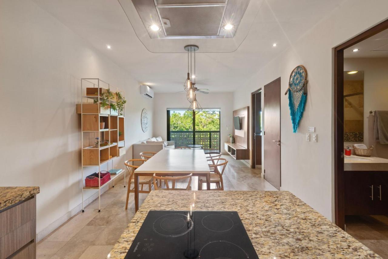Hideaway With Penthouse Pool And Jungle Apartamento Tulum