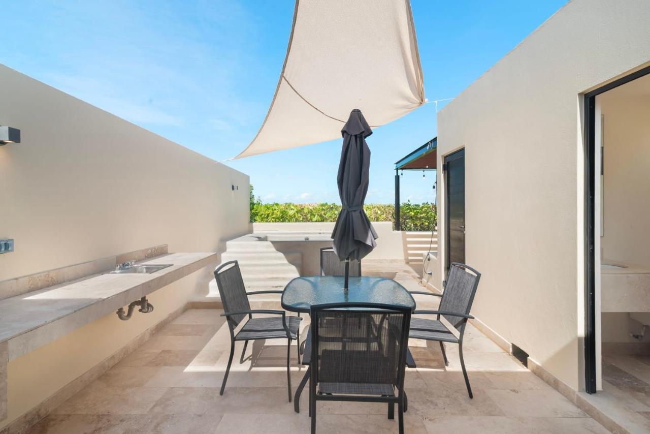 Hideaway With Penthouse Pool And Jungle Apartamento Tulum
