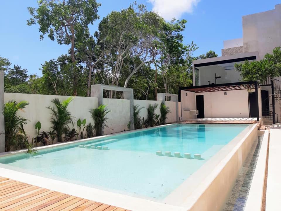 *luxurious With Private Patio* Apartamento