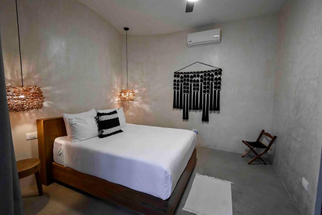 Casa Kuk, Stylish, At 5 Min, Pool, Concierge Villa Tulum