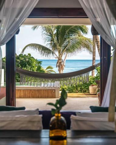 Beachfront In Beach 5*