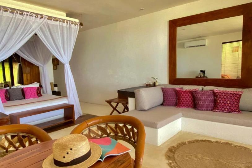 Hotel Beachfront In Beach