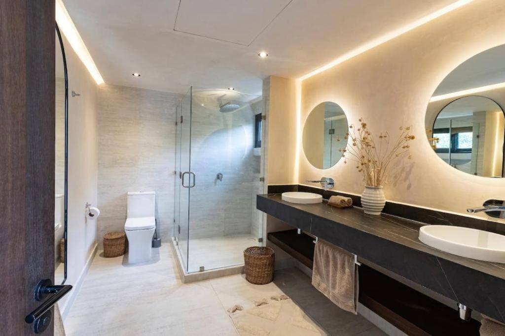 Luxury 3 Bed & Bath Eco-chic - Private Pool Villa *