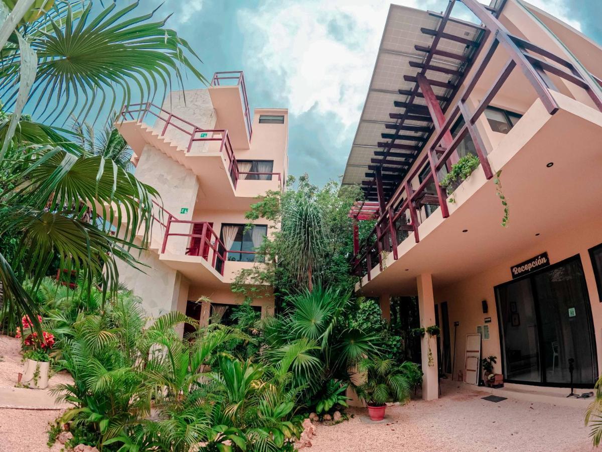 Apartahotel Naats Amigos *