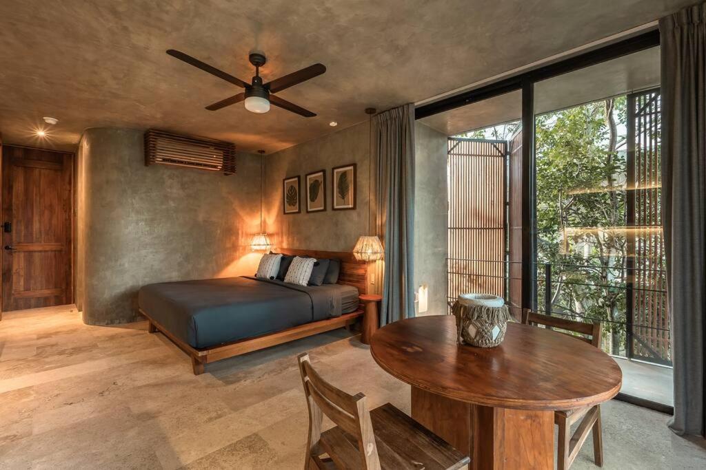 Loft Near Apartment *