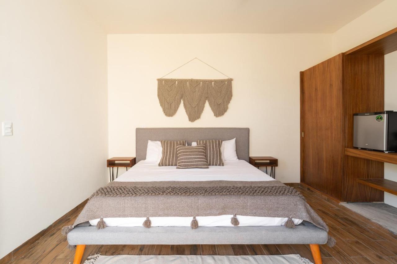 Utskin Aparthotel *