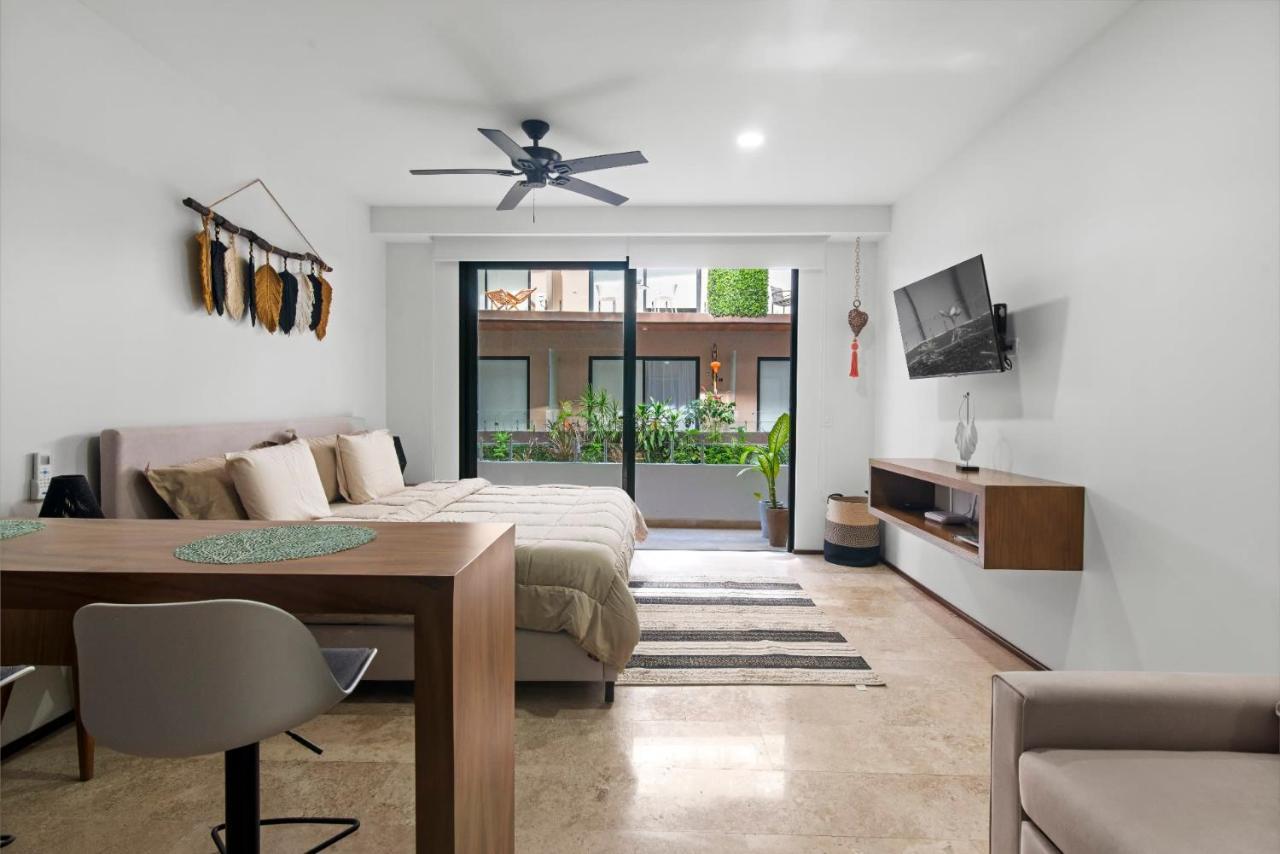 Apartamento Menesse Oasis: Chic And Serene Getaway *