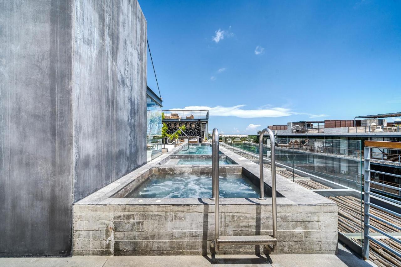 Divine 1br Ph W Private Pool, Cenote, Gym Apartamento