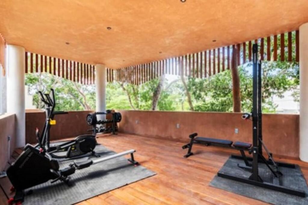 Amplio Departamento Con Balcon Y Cocina *