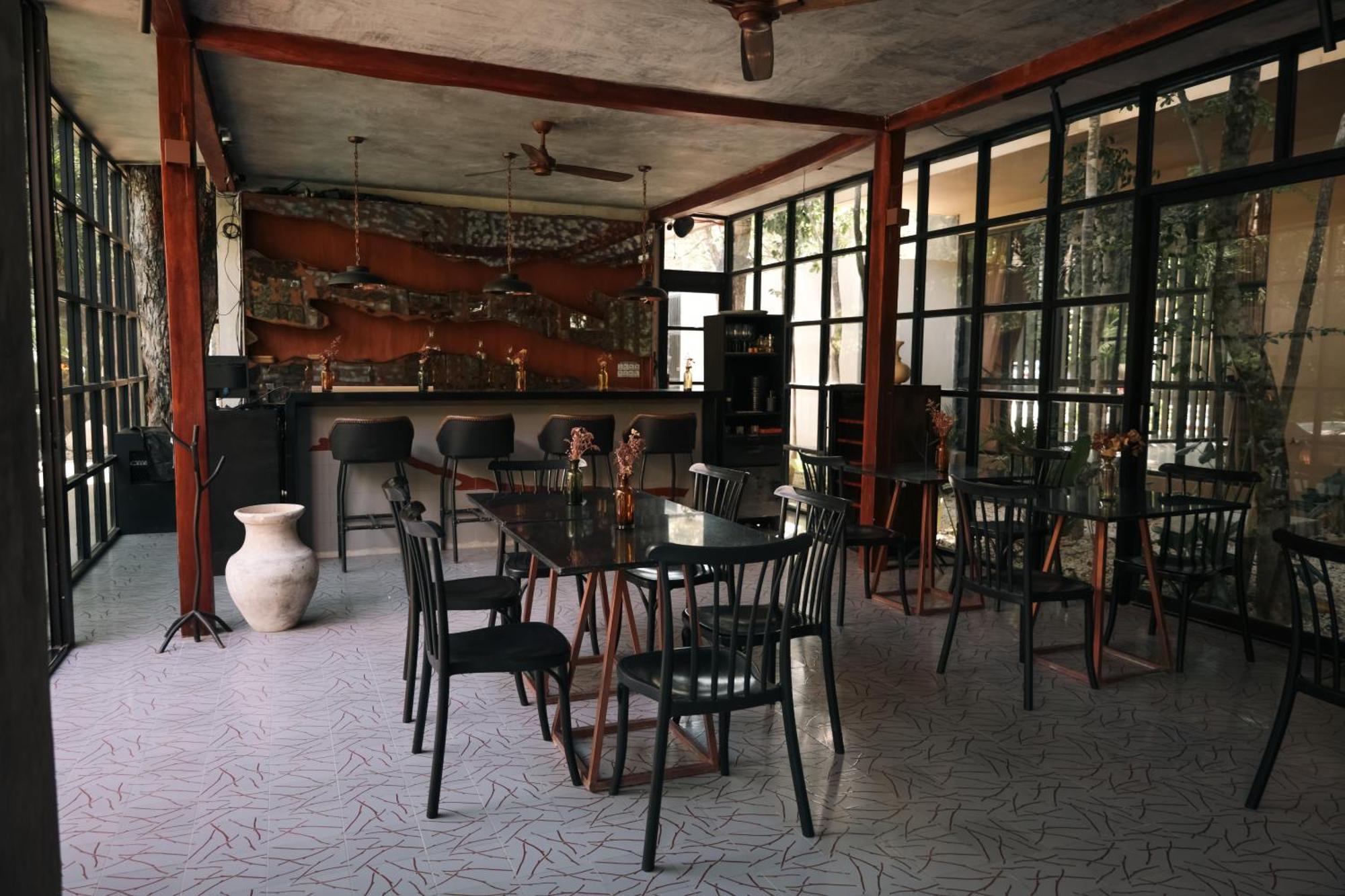Art House Gym-pool-rest Apartamento