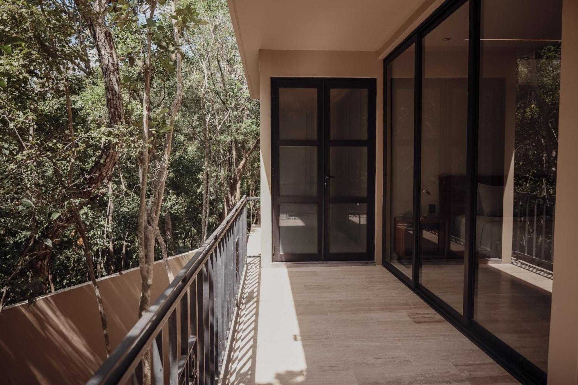 Apartamento Art House Gym-pool-rest *