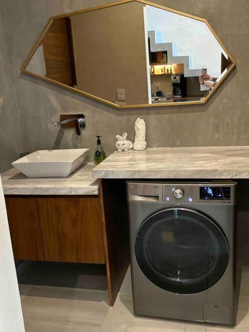 Apartamento Amplio Departamento Con Balcon Y Cocina *