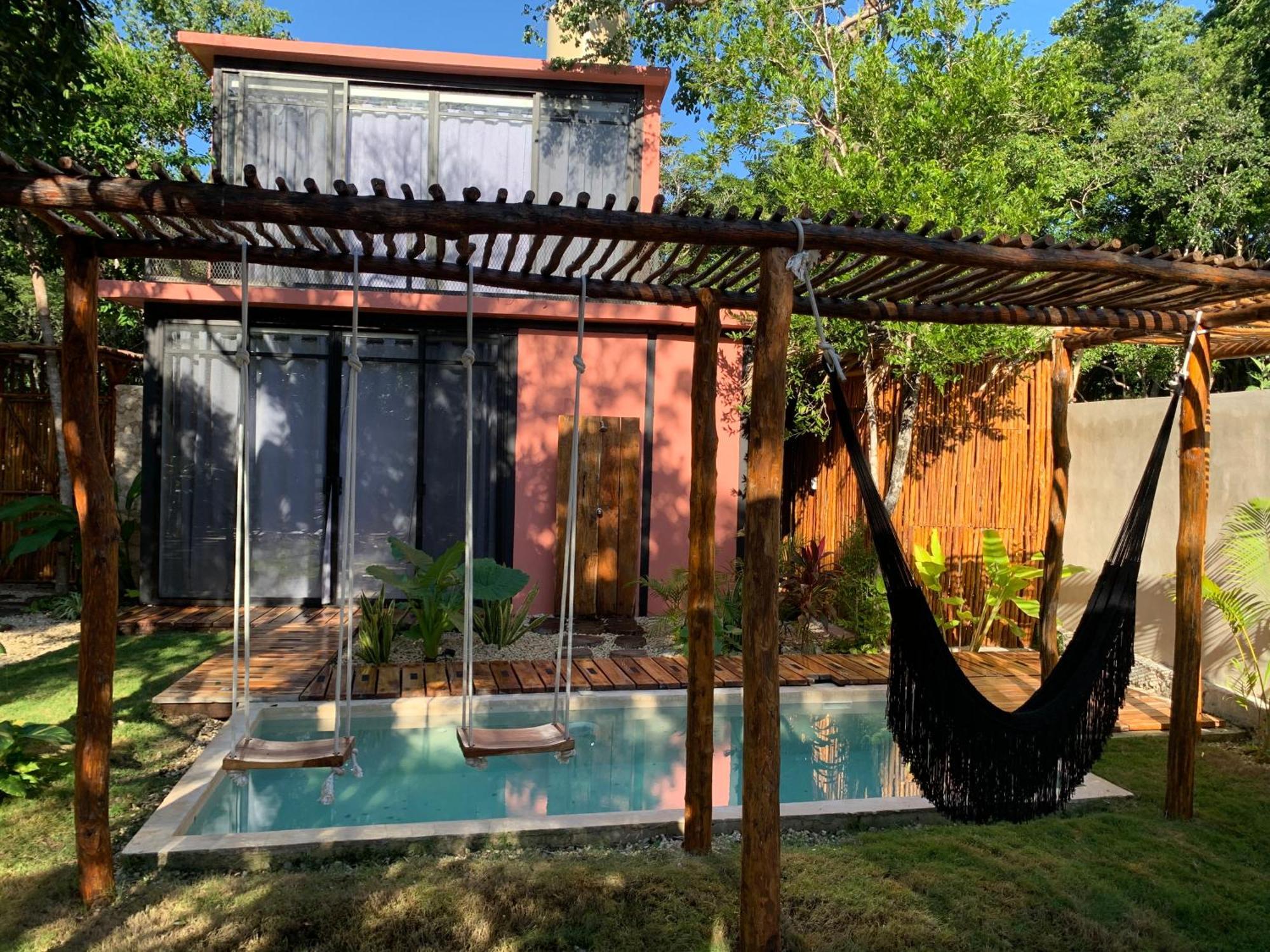 Сasa de vacaciones Casa Calu Cozy & Confortable Jungle House With Pooll *