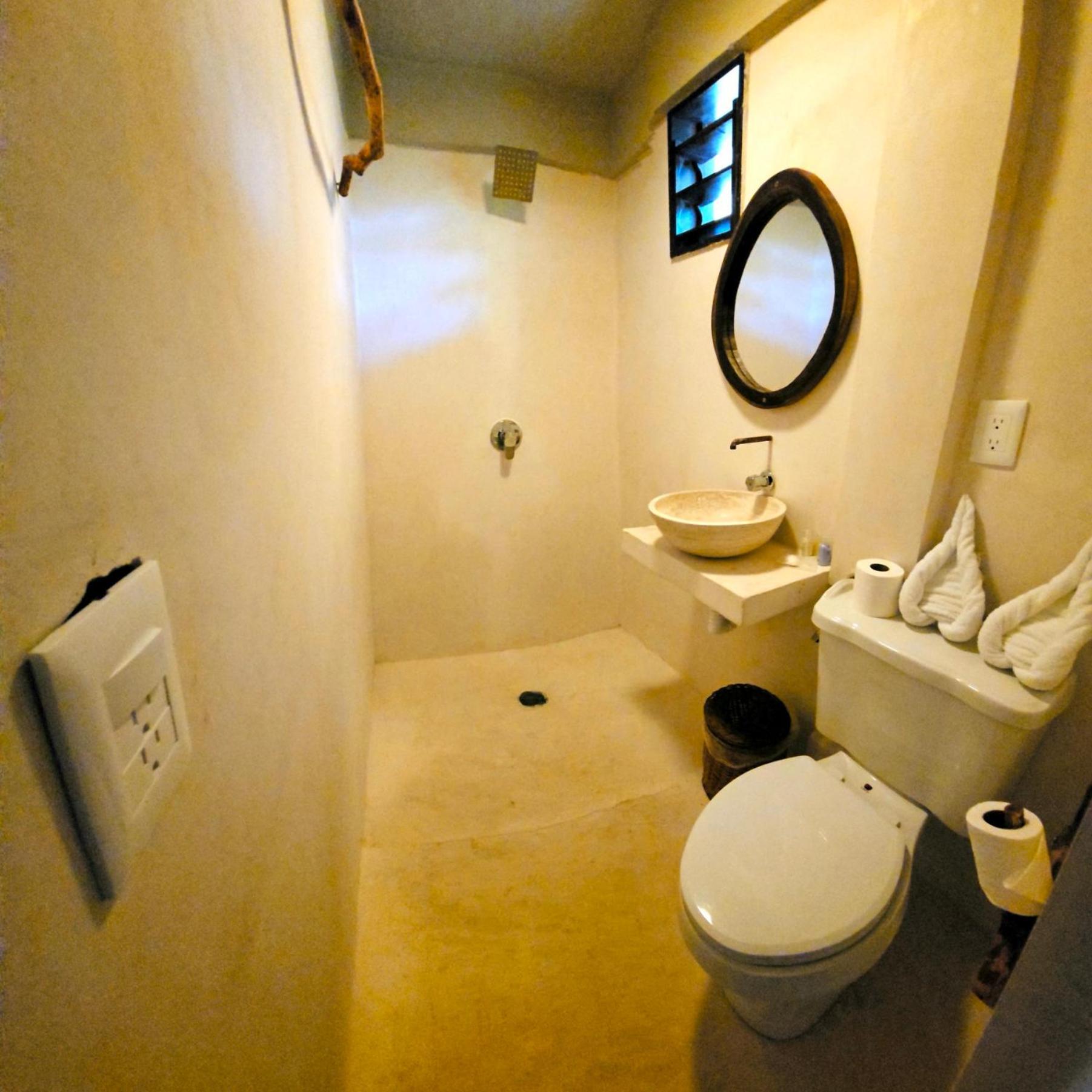 Playa Condesa Hotel *