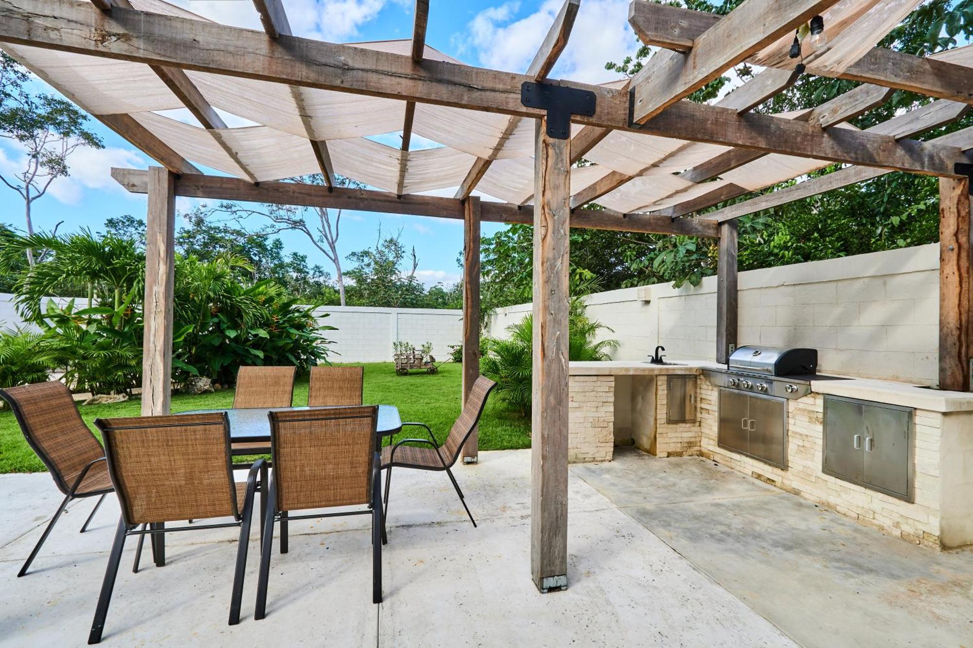 Tortuga Lux 4 Bdr Big Garden*pool *cenote Villa