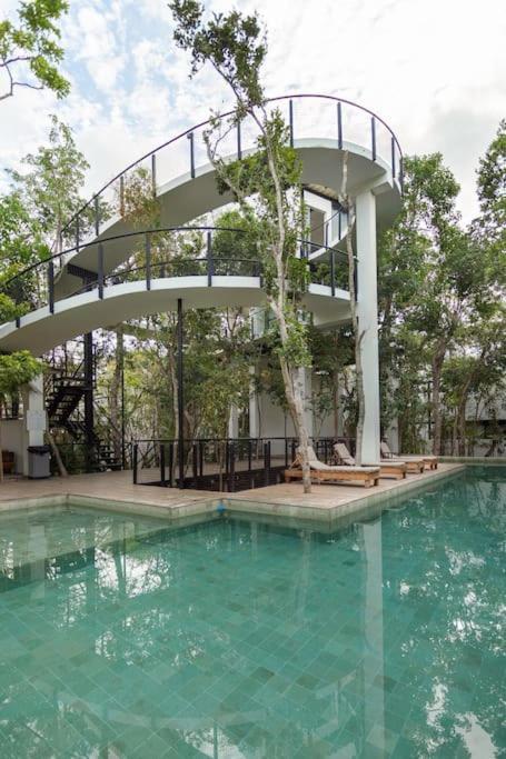 Stunning 4br - Rooftop Pool, 5 Mins To Villa