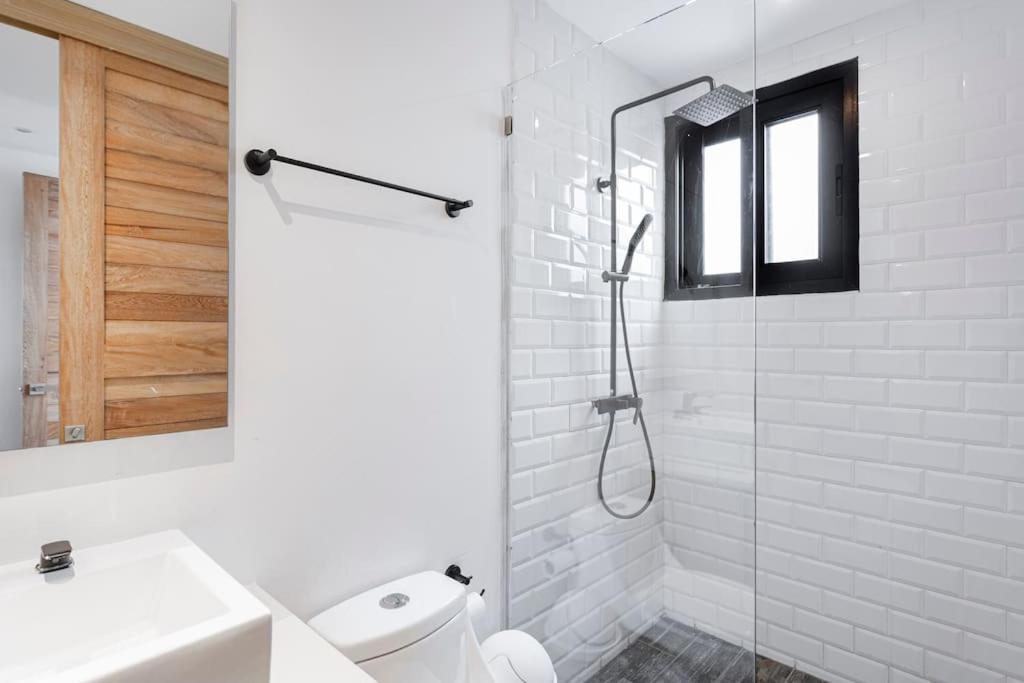 Stunning 4br - Rooftop Pool, 5 Mins To Tulum
