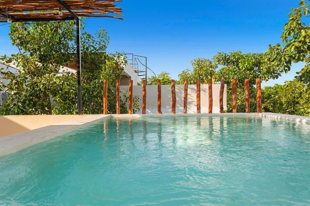 Villa Stunning 4br - Rooftop Pool, 5 Mins To *