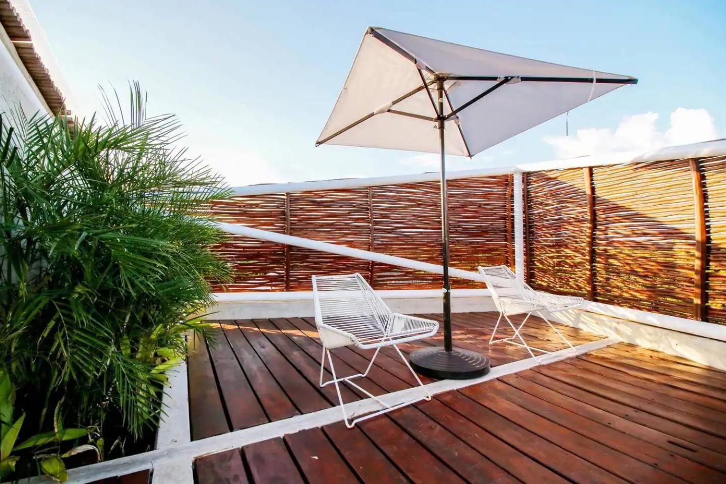 Apartahotel Casa De Piedra