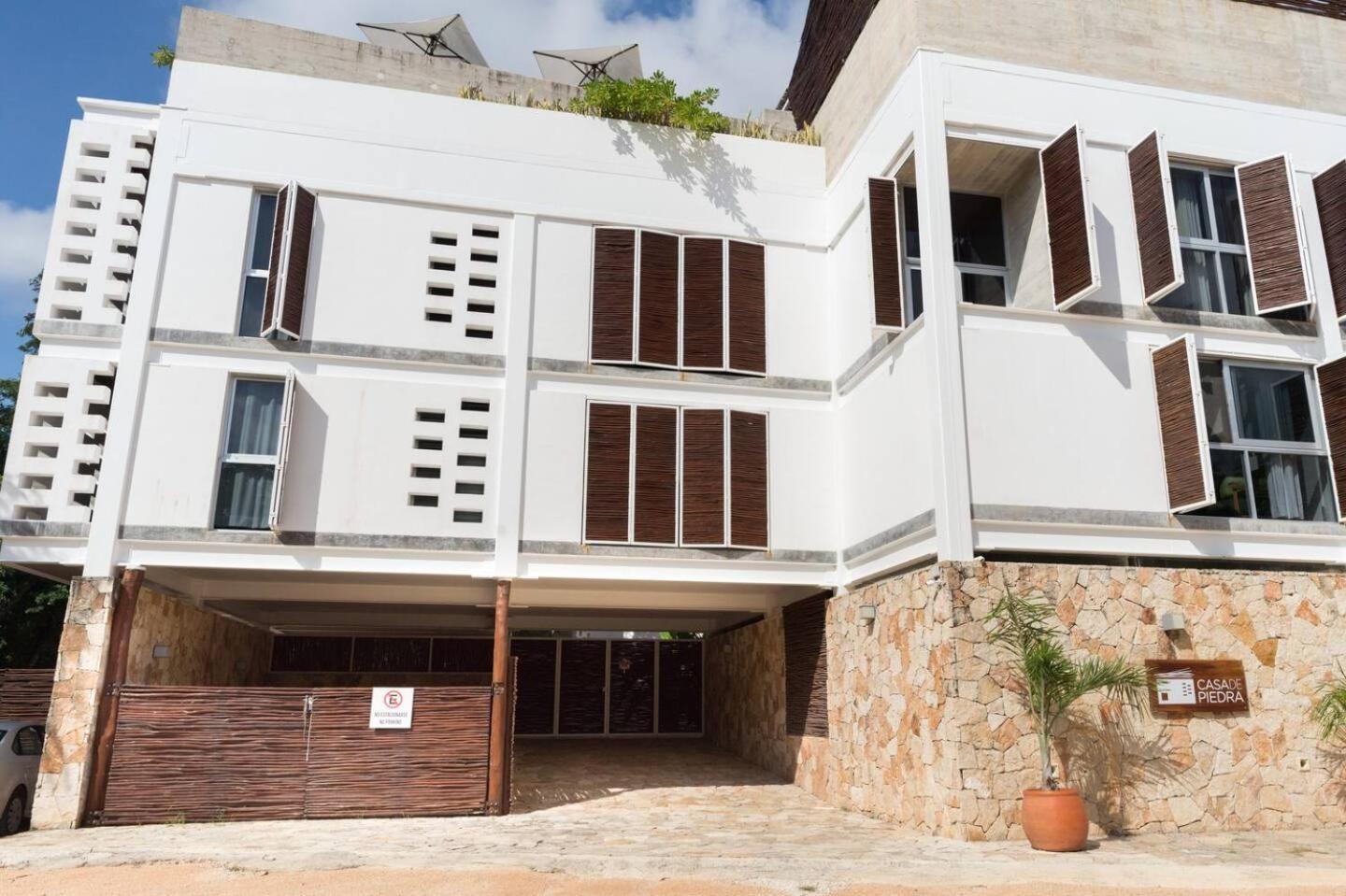 Apartahotel Casa De Piedra *