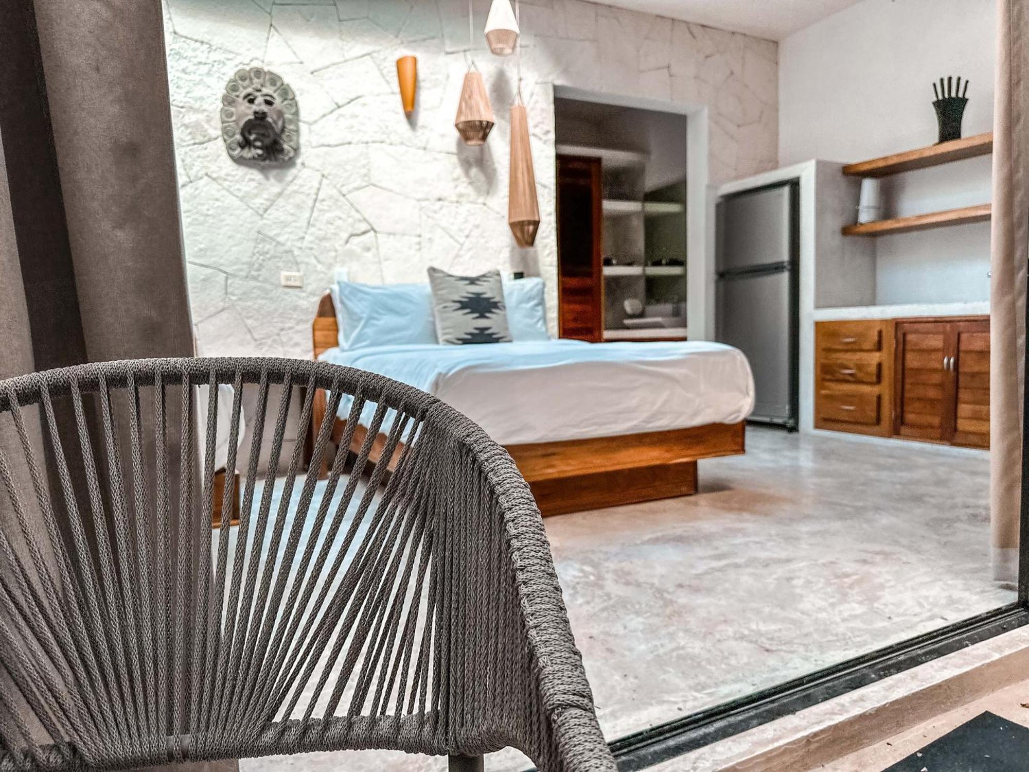 Naats Amigos Apartahotel
