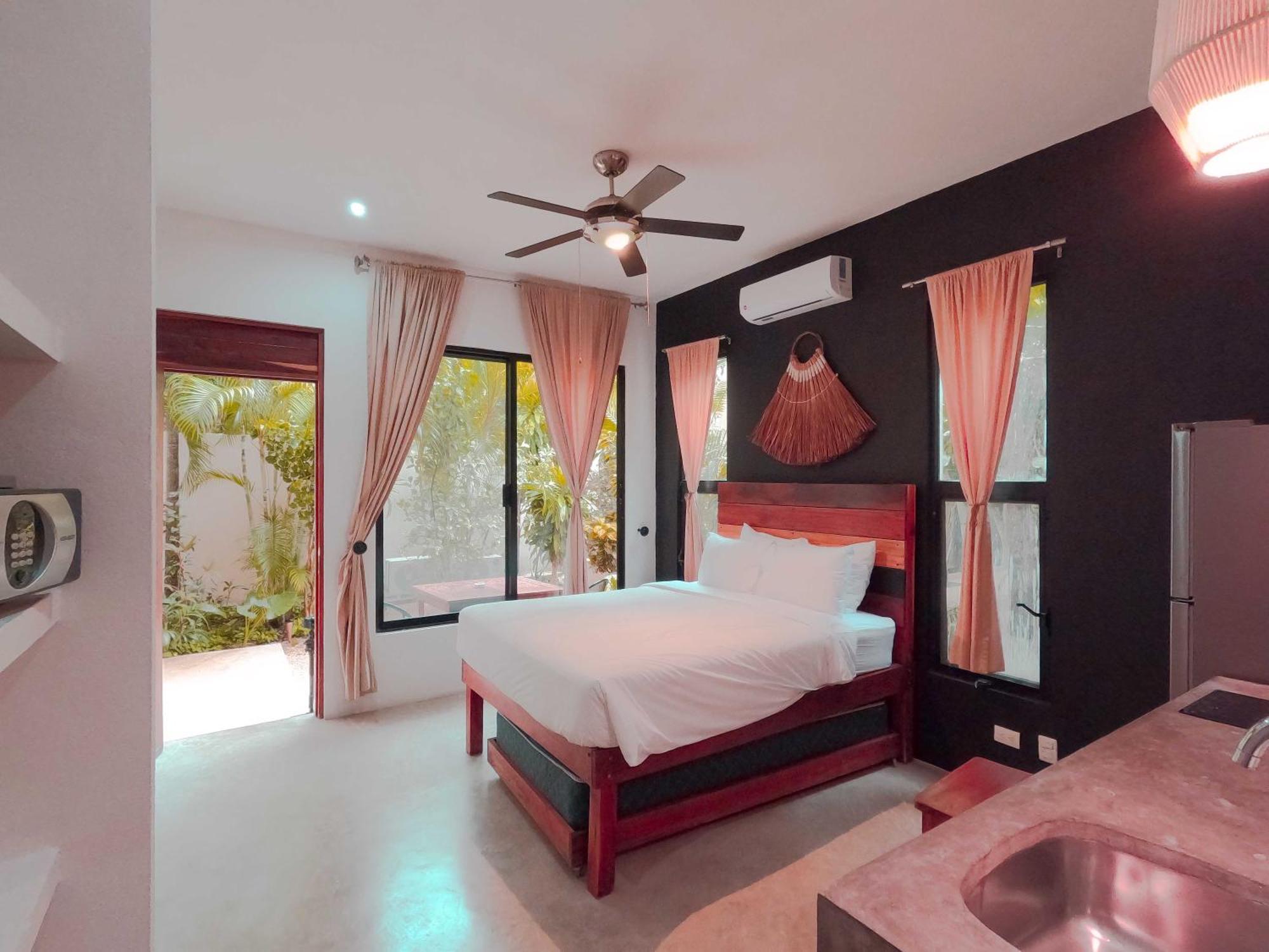 Apartahotel Naats Amigos