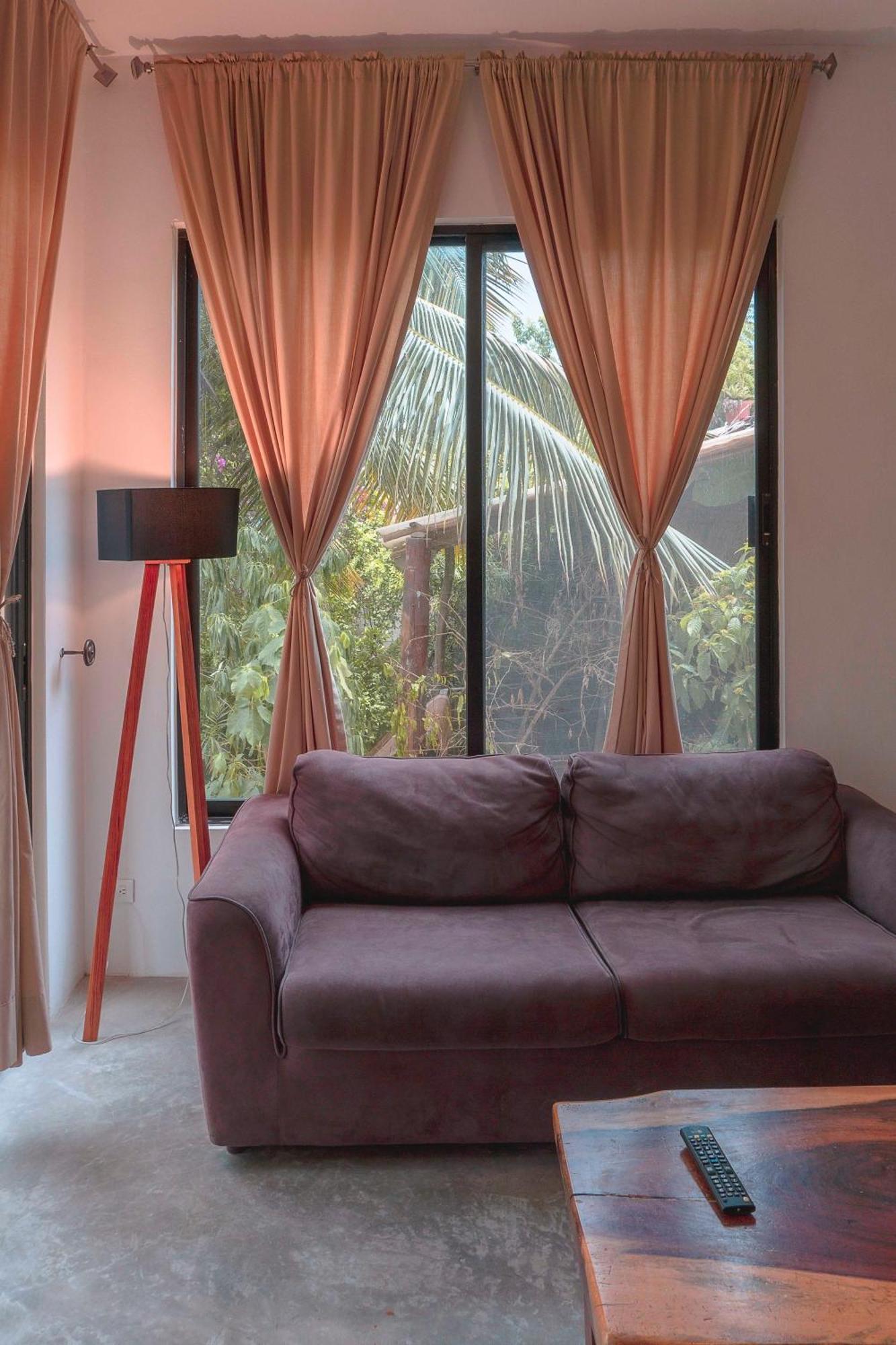 Naats Amigos Apartahotel