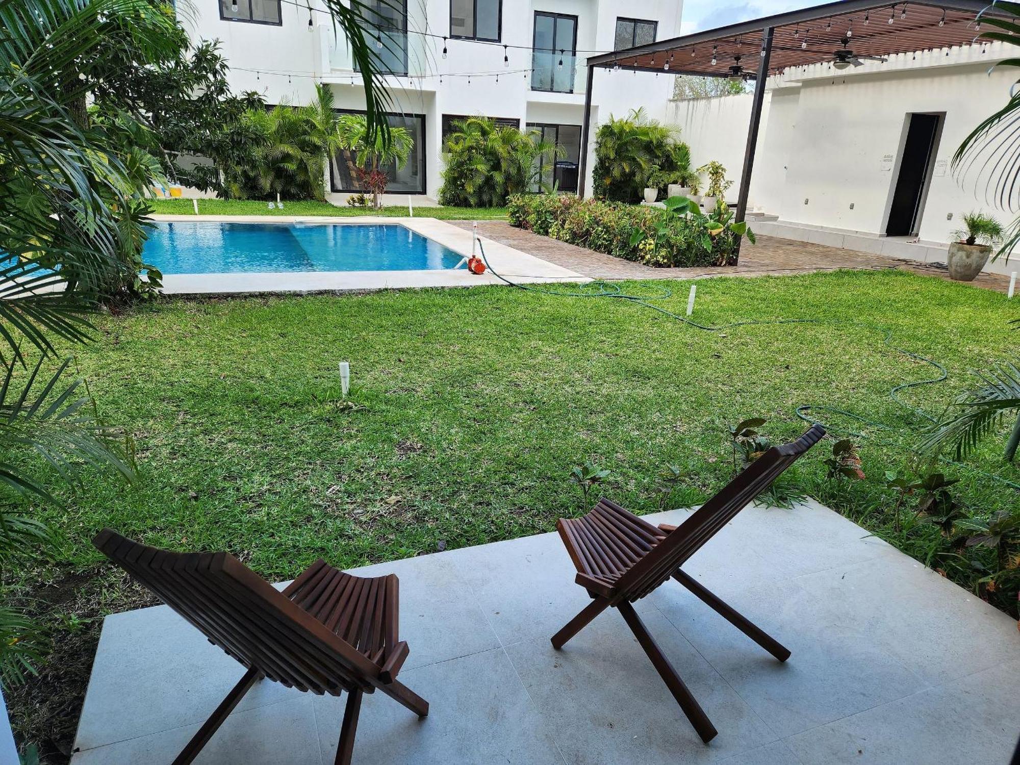 Casa De Tres Recamaras Con Alberca Compartida Con Hermosas Vistas A La Jungla Y Cerca De Todo, Ruinas, Cenotes, Laguna, Playa, Con Cochera Privada * Tulum