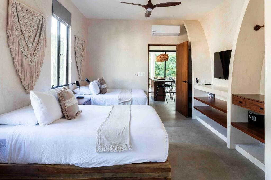 Casa Kuk, Stylish, At 5 Min, Pool, Concierge Villa
