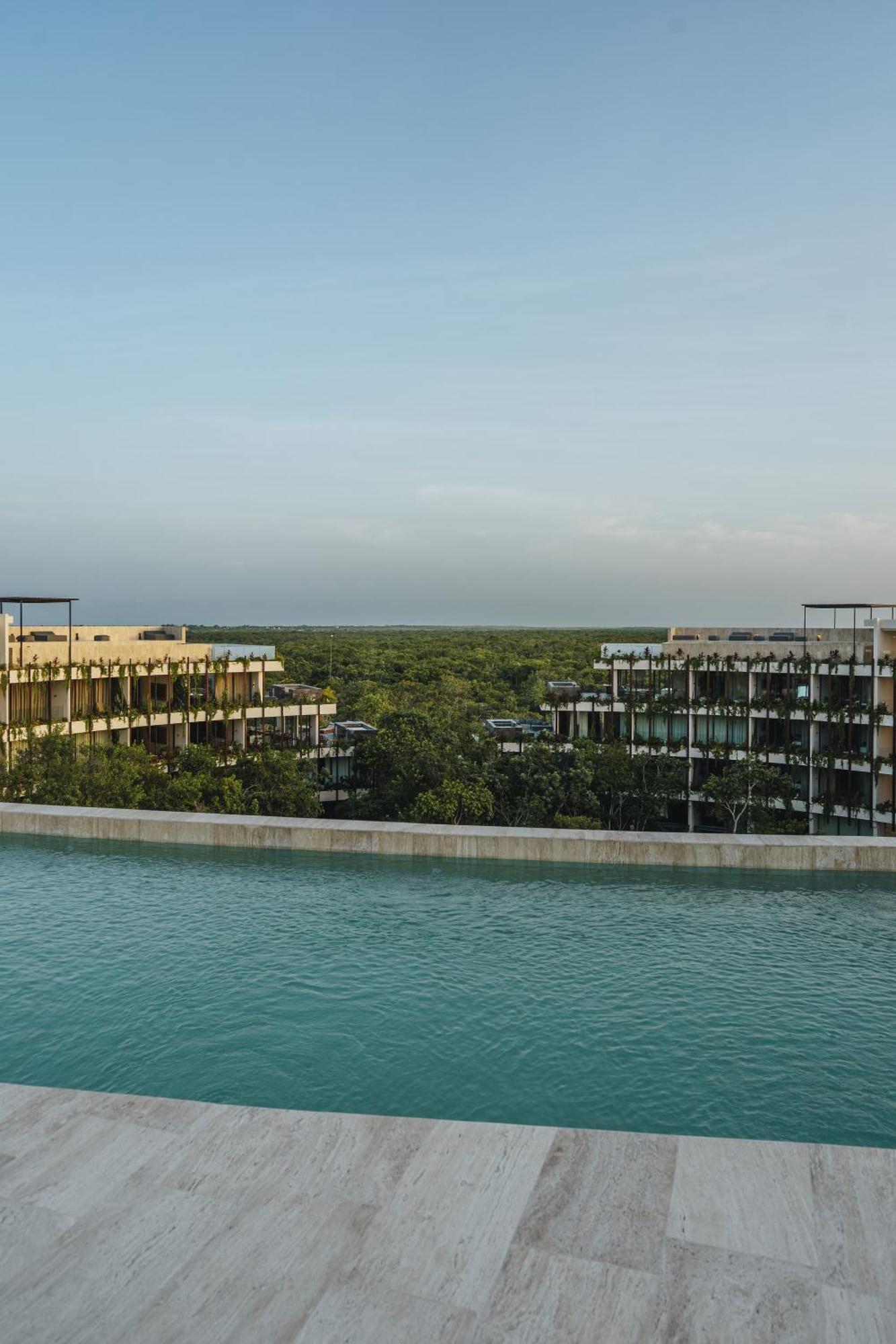 Gorgeous Loft With Gym, Pools And Rooftop Terrace
