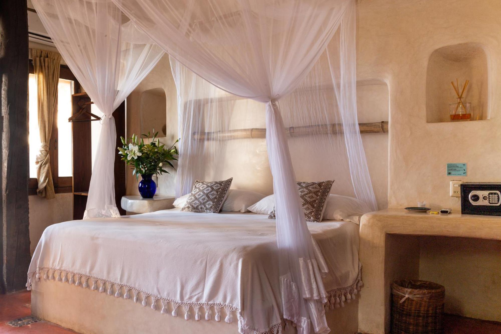 Hotel Del Sol 3*
