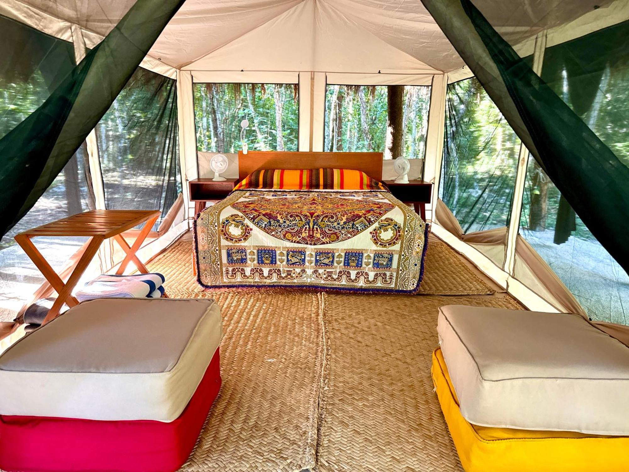 Glamping Bunga Lotus * Tulum