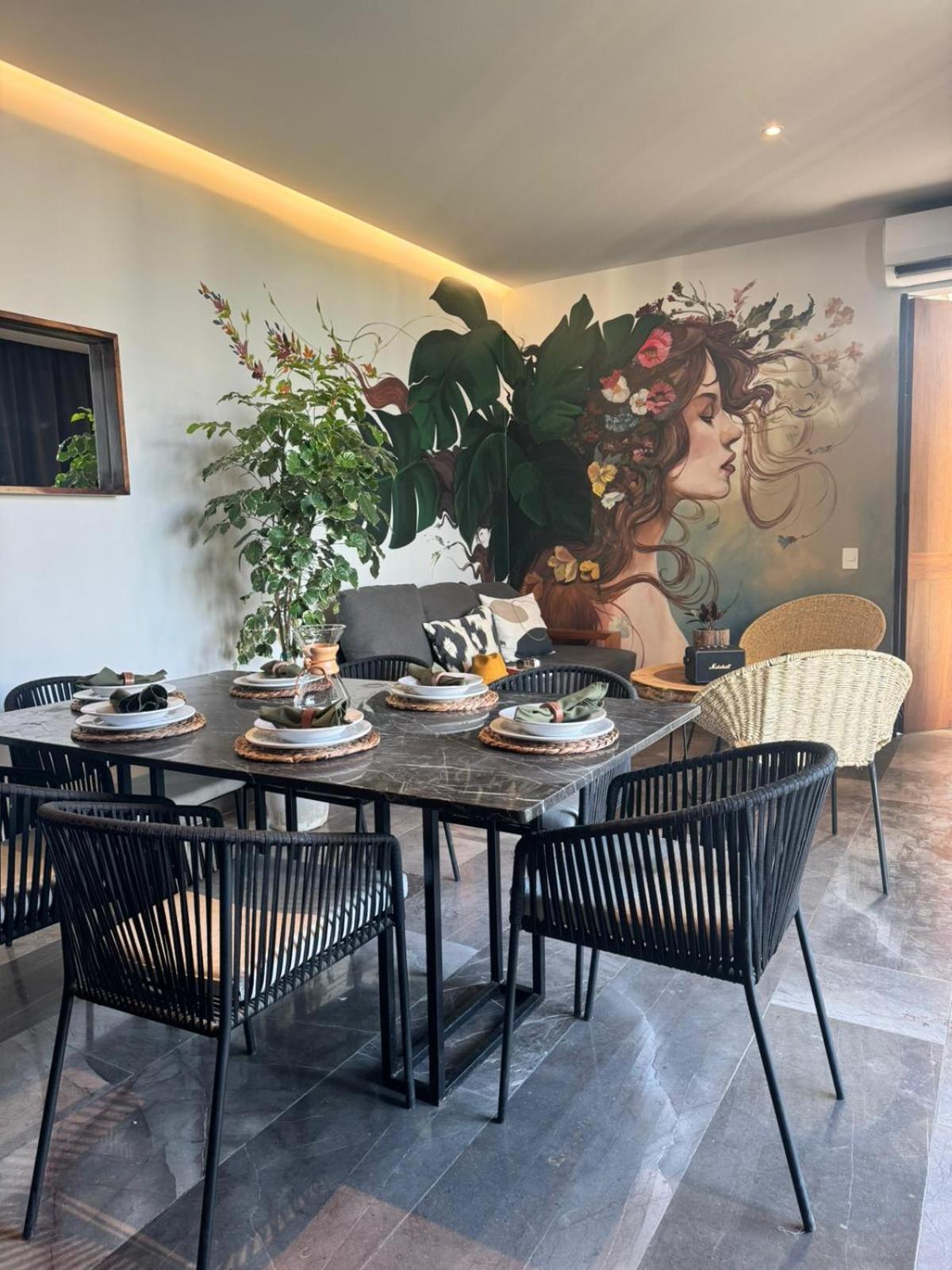 Iik By Groovy Stays- A Hip Condo-hotel With Wifi, Rooftop, Pool, Sleeps 6 Apartahotel