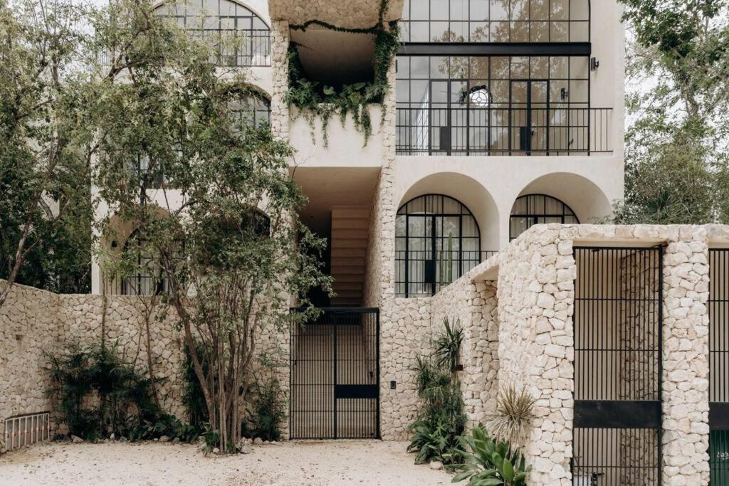 Casa Zebrina Designer *